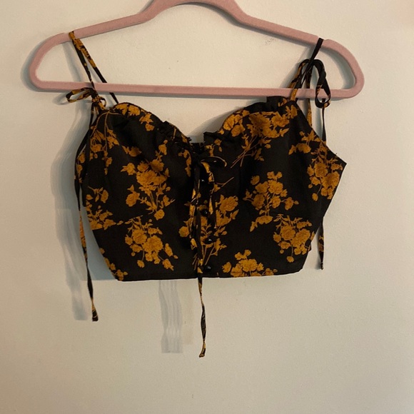 💙- Tied crop top - Picture 1 of 4